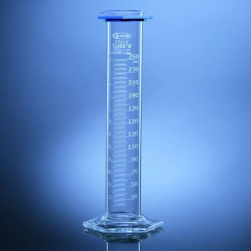Eprouvette en verre 